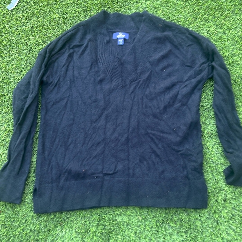Lands end M/L Cashmere sweater barely worn